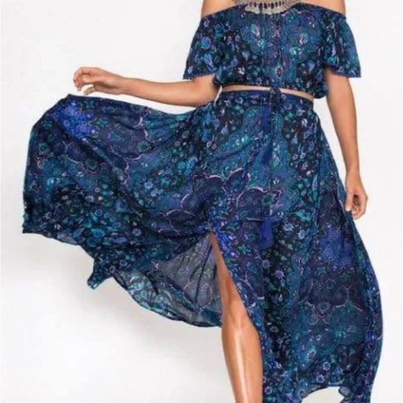 Kiss the sky blue jay skirt - Picture 4 of 7